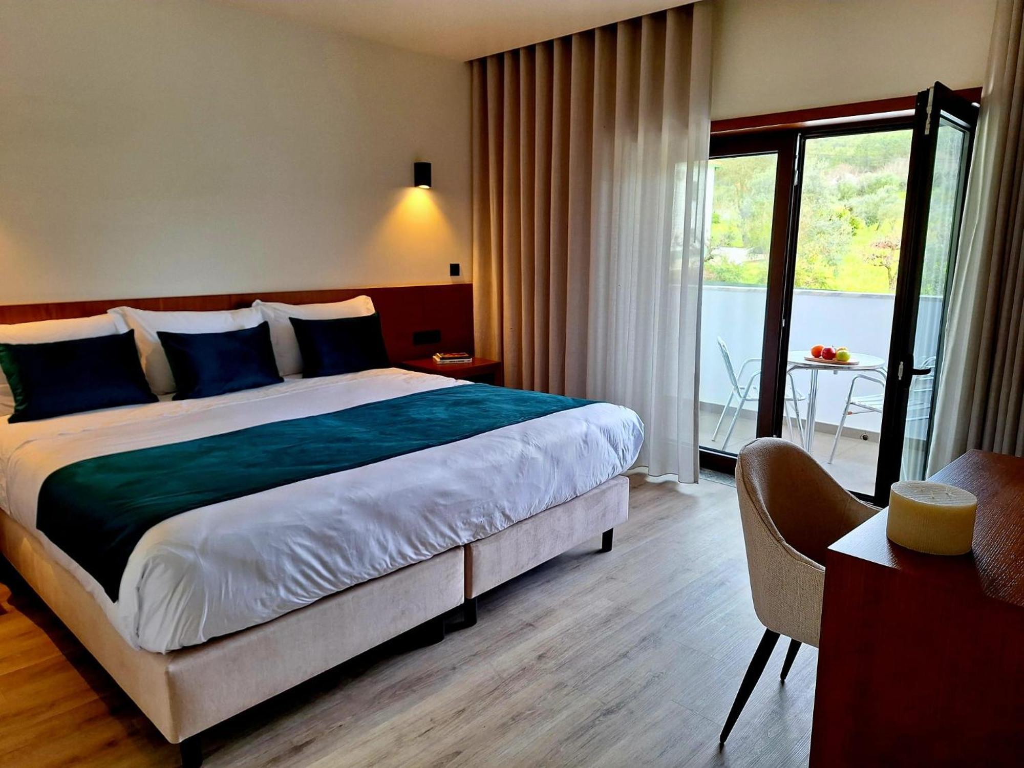 3M Hostel & Suites Alvaiazere ภายนอก รูปภาพ